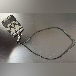 COACH SIGNATURE STRIPE LANYARD ID CASE
w Silver Hardware